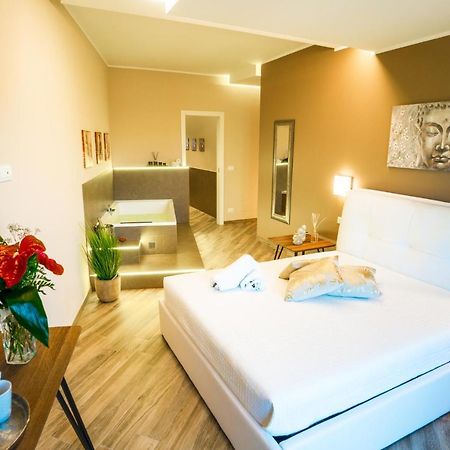 Etnic Suite Monopoli Luaran gambar